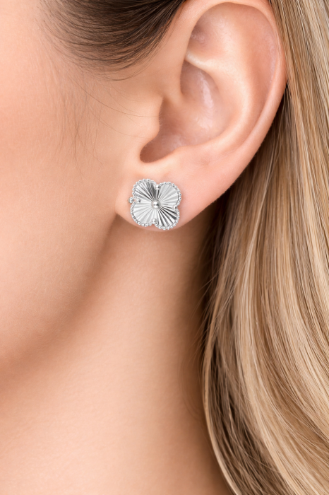 Cercei din argint 925 în formă de trifoi – model elegant, închidere cu șurub [2]