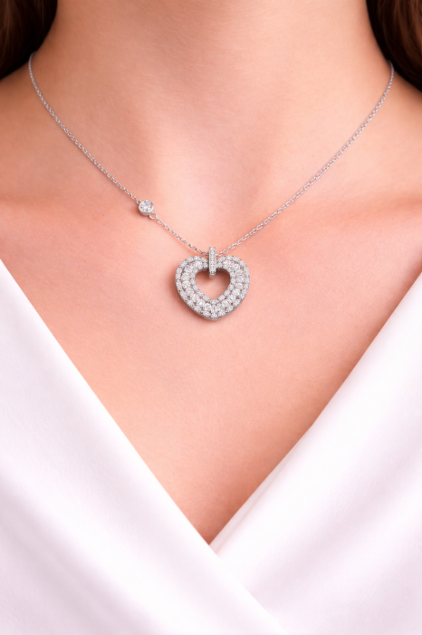Colier din argint 925 cu inimă strălucitoare – eleganță și rafinament [2]