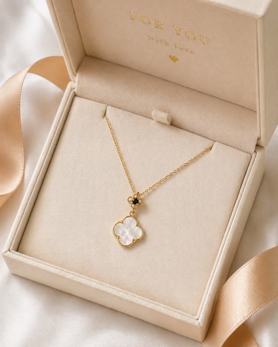 Colier din aur 14K cu trifoi și sidef, decorat cu zirconiu negru ✨ [3]