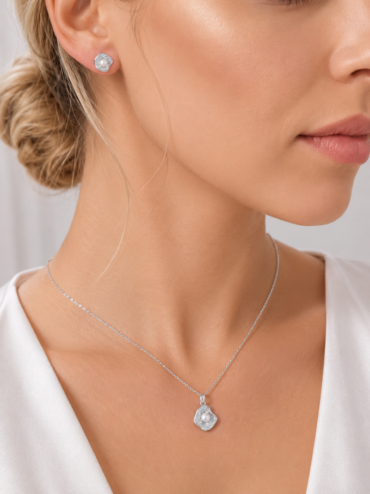 Set Elegant din Argint 925 cu Perlă și Zirconii – Medalion, Cercei și Lanț Reglabil [4]