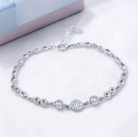 Bratari din argint - Brățară din argint 925 cu simbol infinit și pietre strălucitoare – reglabilă