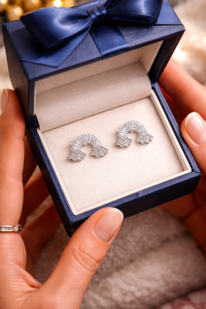 Cercei din Argint 925 cu Zirconia – Design Curcubeu cu Nori, 1.8 cm [1]