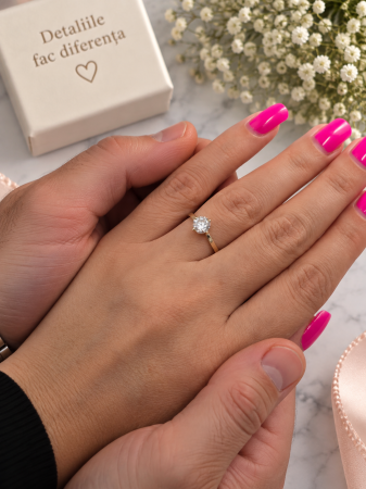 Inel de Logodnă din Aur 14K cu Piatră Strălucitoare – Design Clasic [2]