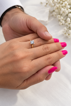 Inel de Logodnă Elegant cu Piatră Centrală – Aur 14K [2]