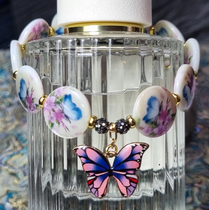 Marysia Butterfly and Love [2]