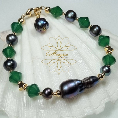 MINIMALIST STYLE - Marysia Agate and Biwa Pearl