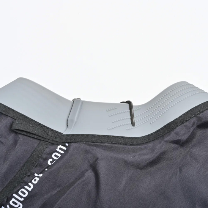 Pelerină Profesională Frizerie WMARK E01-CC036N, Impermeabilă, Antistatică, Poliester Premium, Guler Silicon Reglabil, Negru [5]