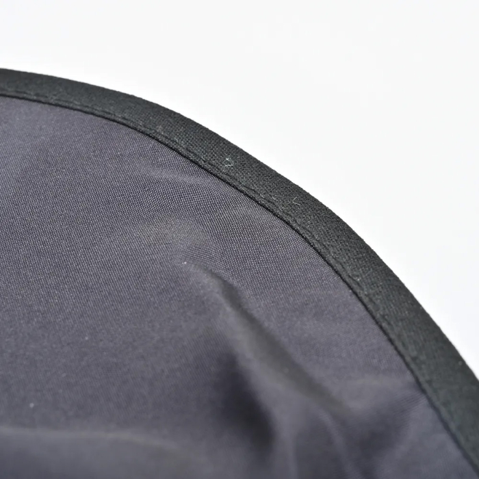 Pelerină Profesională Frizerie WMARK E01-CC036N, Impermeabilă, Antistatică, Poliester Premium, Guler Silicon Reglabil, Negru [3]