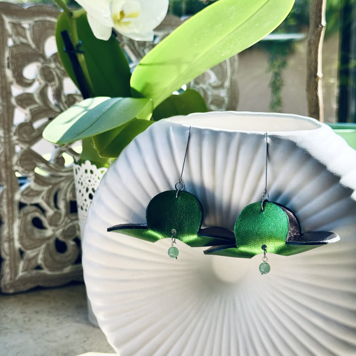 Cercei piele Hortensie gri metalic, verde metalic si agate [3]
