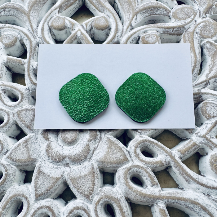 Cercei piele patrat rotunjit verde [1]