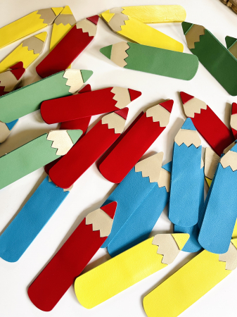 Brose si alte accesorii - Brosa din piele naturala CREION