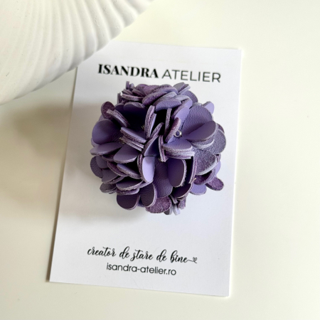 Brose si alte accesorii - Brosa piele intoarsa buchet de liliac lila
