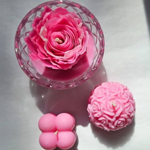 Lumânare Rose – Ceară de soia naturală | Parfum floral-lemnos, ardere 6h [3]