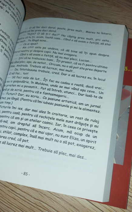 Pachet: ”Lună de Mălai, a lui Mihăiță...” [4]