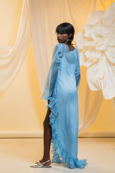 Rochie albastră voal cu volane și croială asimetrică – Blue Mirage [3]