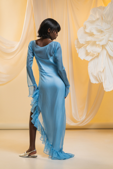 Rochie albastră voal cu volane și croială asimetrică – Blue Mirage [2]