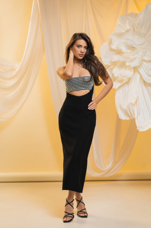 Statement Evenings - Midnight Edge – Rochie Midi Neagră cu Plasă Cristale
