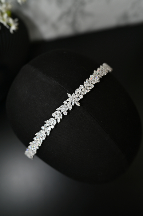 Diadema  MIA, eleganță clasică și strălucire modernă, cristale Zirconiu Cubic [3]