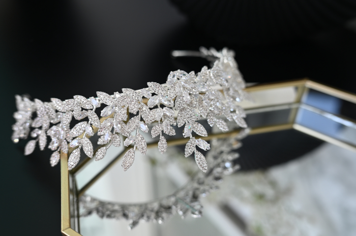 Tiara MILANO, romantica si sofisticata, cristale Zirconiu Cubic [5]