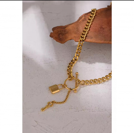 Colier Statement Placat cu Aur 18K – Model Lacăt & Cheie [1]