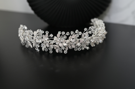 Colectie “Ceramica & Perle” - Diadema AVA, romantică, strălucitoare, cu Zirconiu Cubic