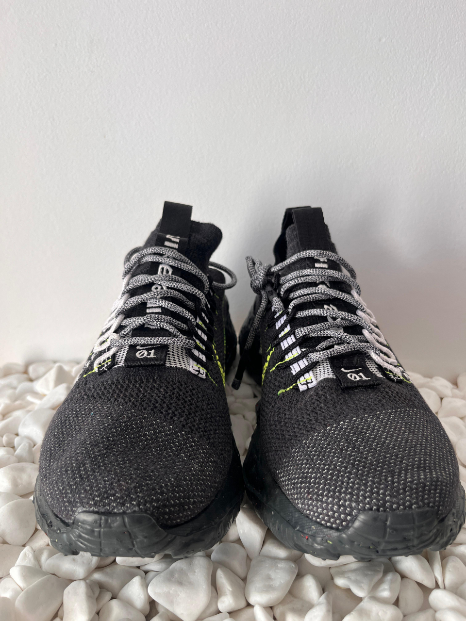 Nike Space Hippie Black Volt [3]