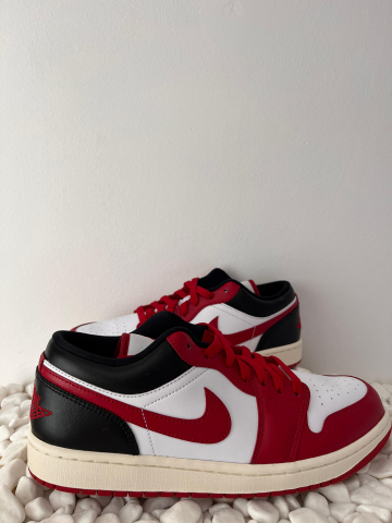 Sneakers - Jordan 1 Low Reverse Black Toe