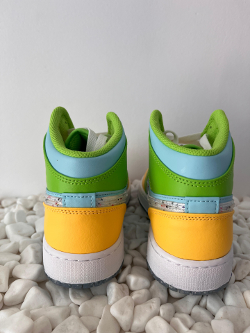 Jordan 1 Mid Recycled Grind [2]