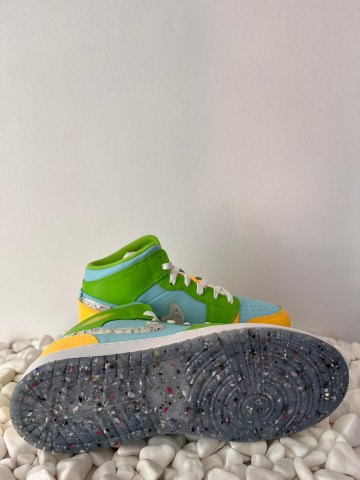 Jordan 1 Mid Recycled Grind [1]