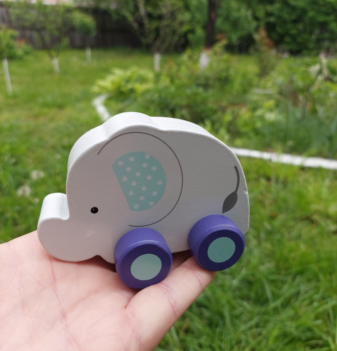 Elefant - Jucarie din Lemn cu Roti, Pentru Joaca Imaginativa si Abilitati Motorii, 12+ Luni [6]