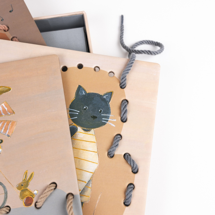 Planse de cusut cu siret, Egmont Toys [5]