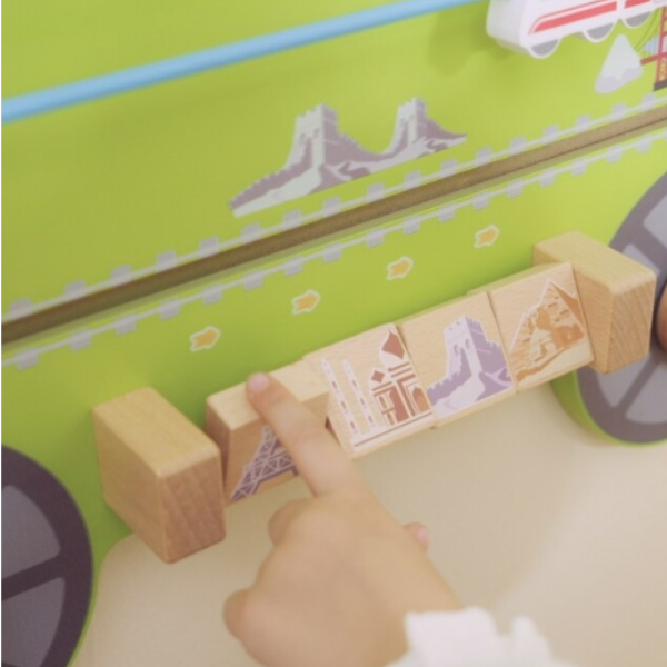Busyboard (de perete) "Trenuleț" [5]