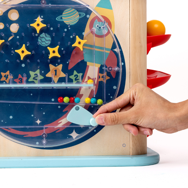 Cub Montessori educativ „Explorează și învață” [12]