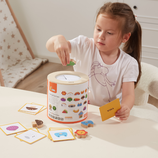 Joc Educativ "Atinge și Găsește" [30]