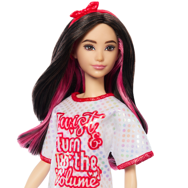 Păpușa Barbie "Fashionista cu păr negru ondulat cu rochie Twist 'n' Turn" [11]
