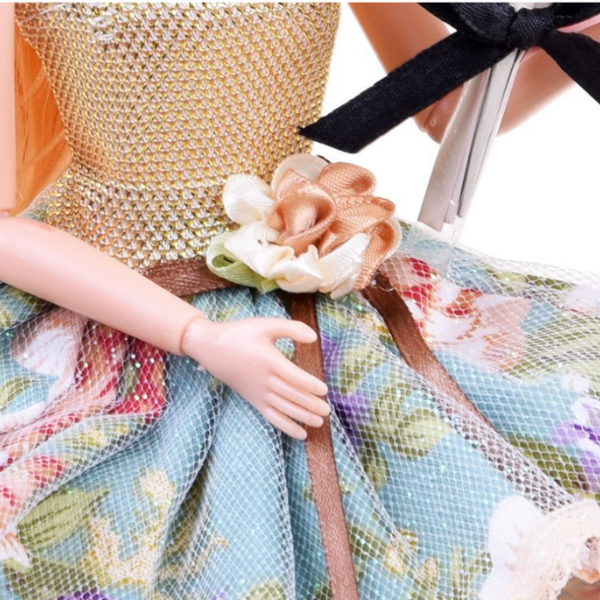 Păpușa Emily "Seria de vară cu buchet și accesorii" [7]