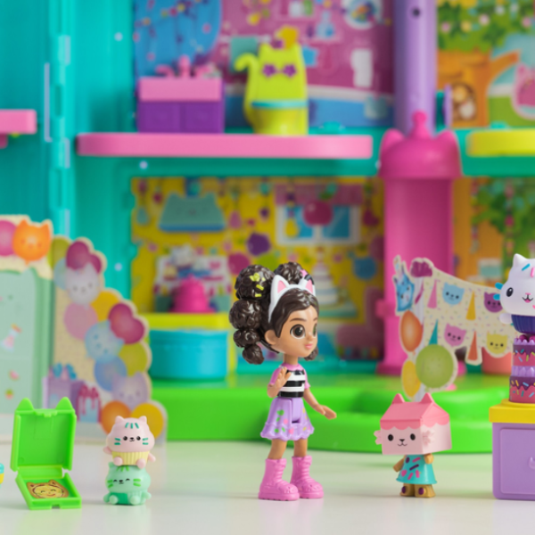 Set de figurine: Cadou aniversar Brioșel, seria "Gabby’s Dollhouse" [7]
