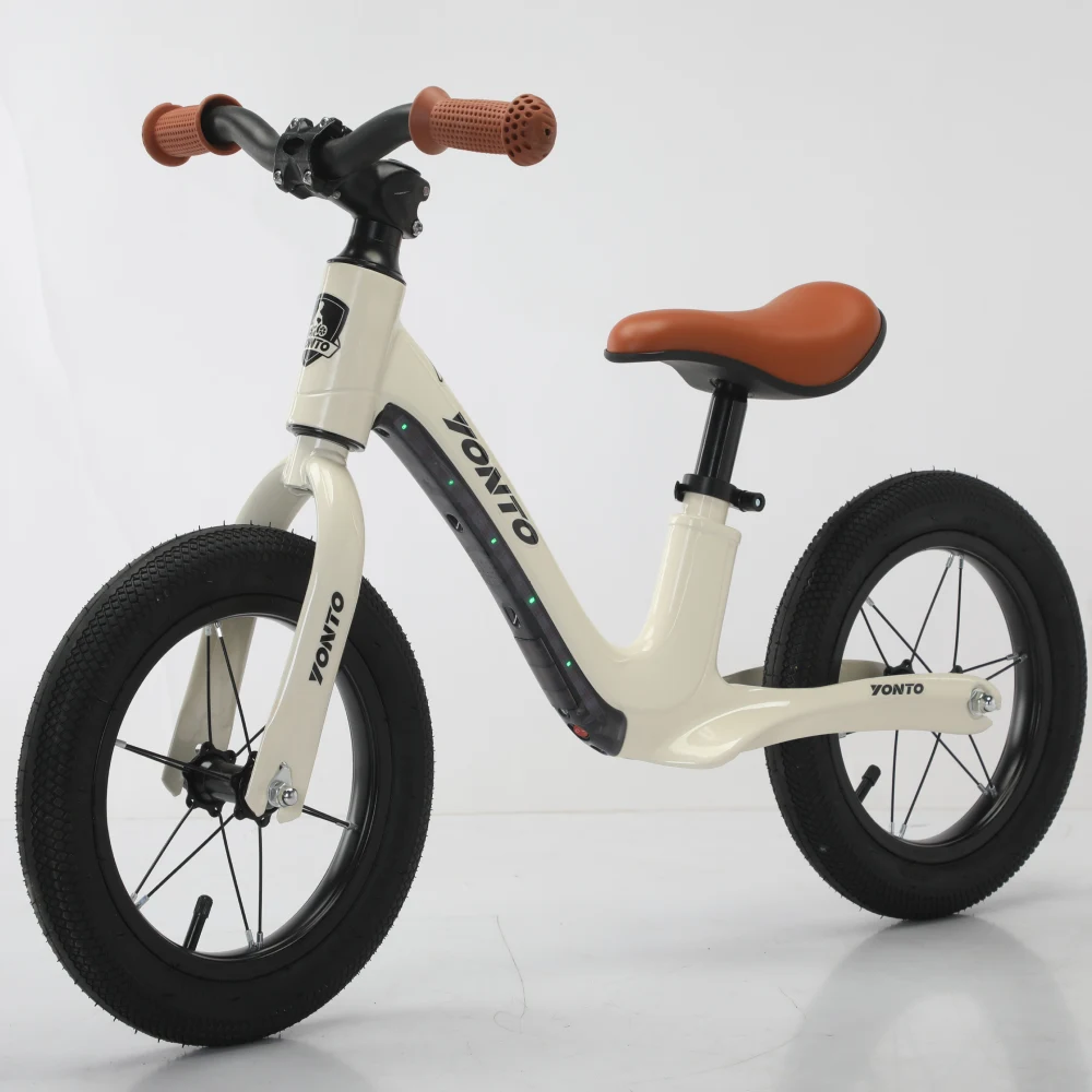 Bicicletă fără pedale pentru copii, 12' inch, cu lumini LED, albă (513269) [1]