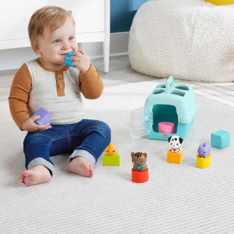 Fisher-Price Jucărie de sortare a formelor, "Transportor de animale" [6]