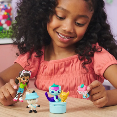 Set de figurine mini: Mica tabără, seria "Gabby’s Dollhouse" [5]