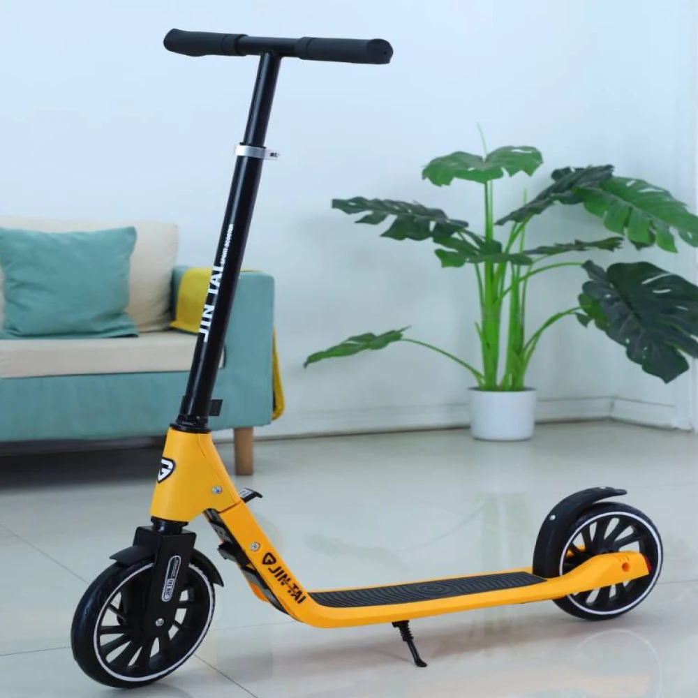Trotinetă pentru copii cu 2 roți, ghidon reglabil și frână de picior, galben, RTM Scooter (66993) [1]