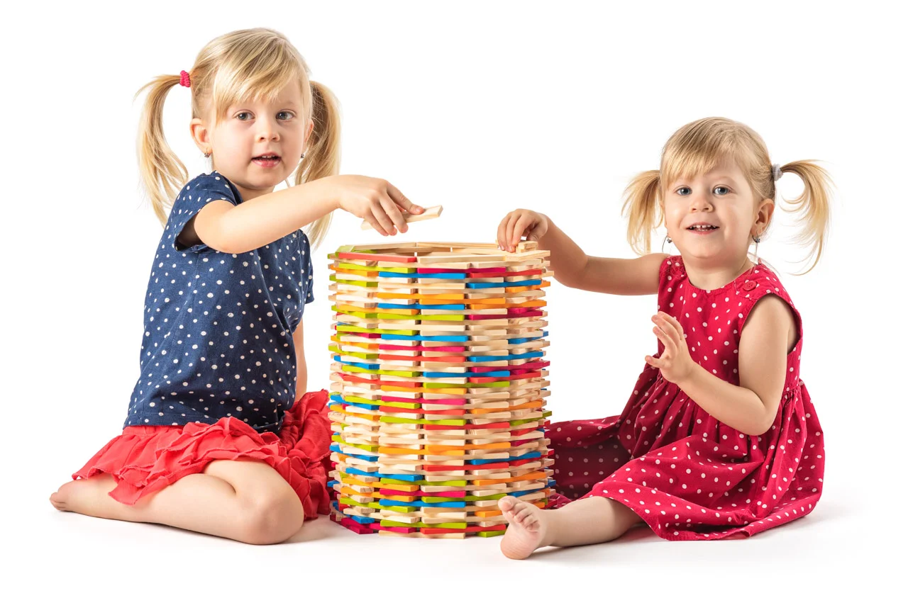 Joc de construcție cu 200 piese colorate din lemn - Emma [3]