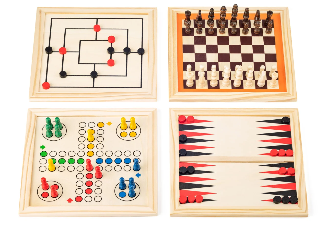 Jocuri si jucarii educative - Set jocuri de societate din lemn