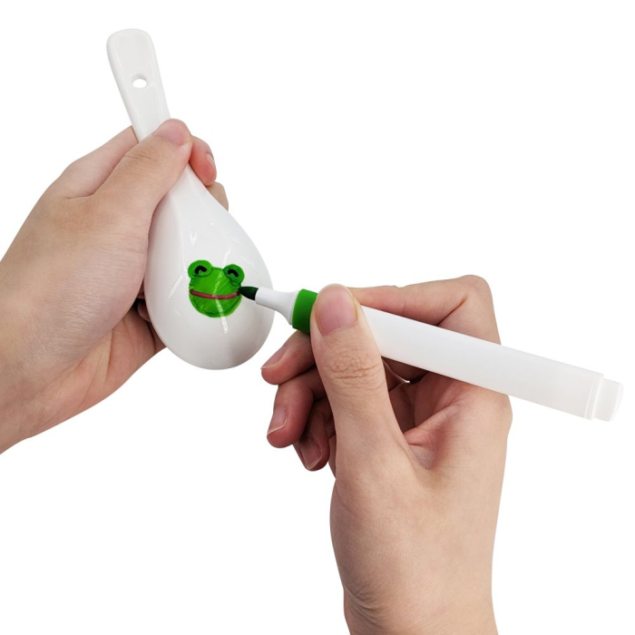 Carioci magice pentru desene pe apă [2]