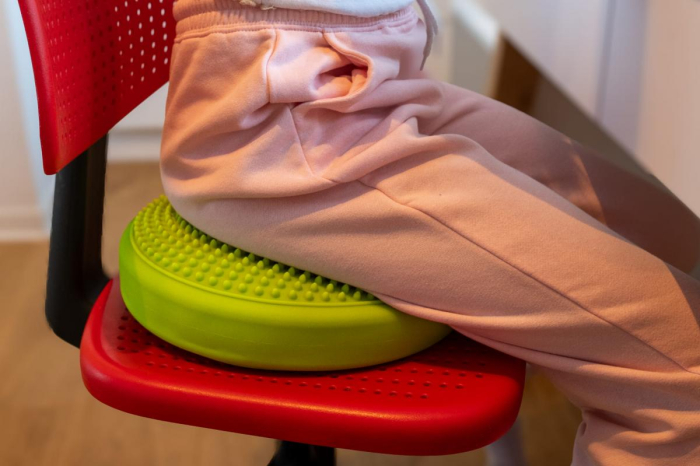 Pernă verde pentru echilibru și masaj, 30 cm [3]