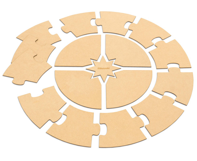 Puzzle circular necompletat cu 17 piese din lemn - Soarele, anotimpurile și lunile anului [1]