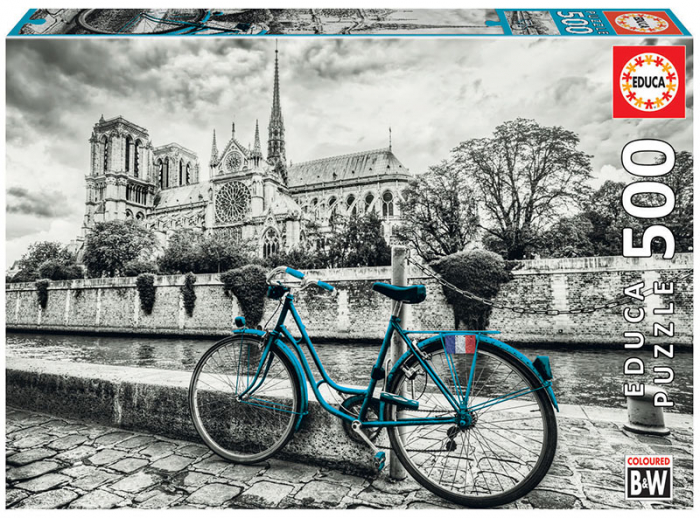 Puzzle cu 500 de piese - Bicicleta langa Notre-Dame din Paris