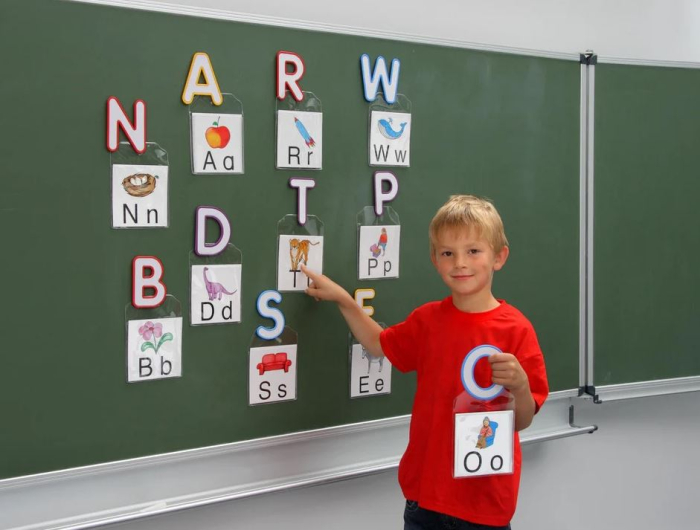 Set de 26 litere magnetice 11.5 cm - Alfabetar [2]