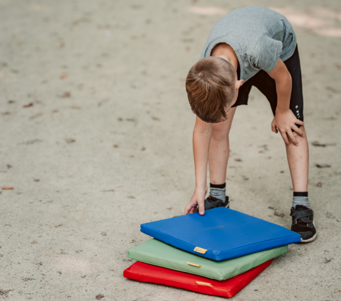 Set de 6 perne pătrate din piele ecologică [3]