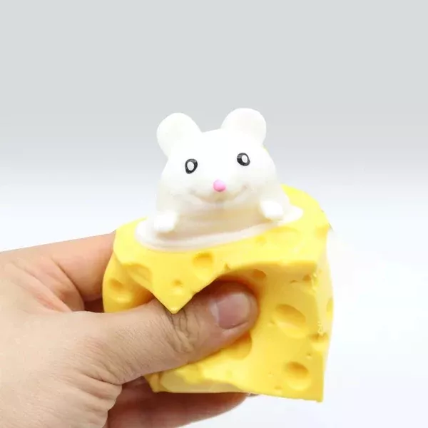 Soricel in cascaval din cauciuc moale [2]